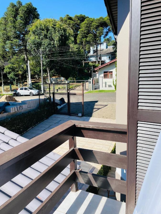 Residencial Pine House Hotel Canela Bagian luar foto